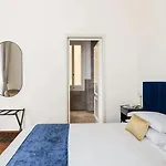 Aura 3*
