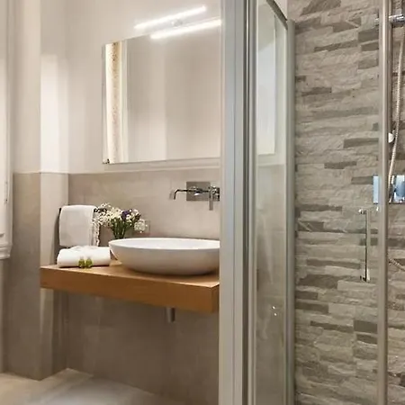 Aura 3* Florence